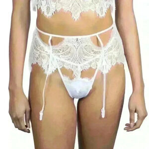 Bridal Garter Scallop Lace Rigel  by Less Is Amor